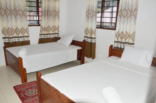 Vuai Bungalows & Restaurant – Kiwengwa Beach