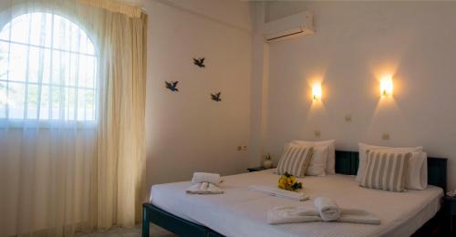 Frida Apartments - image 2