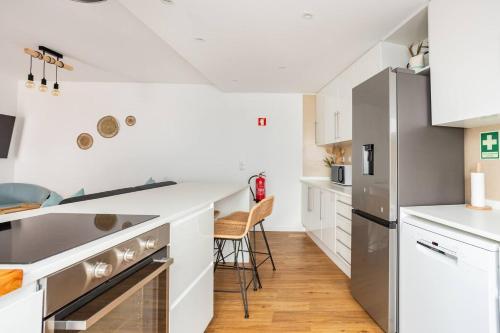 ห้องครัว, Cosy Cascais Retreat with private hot tub in ไบโร โด โรซาเรียว