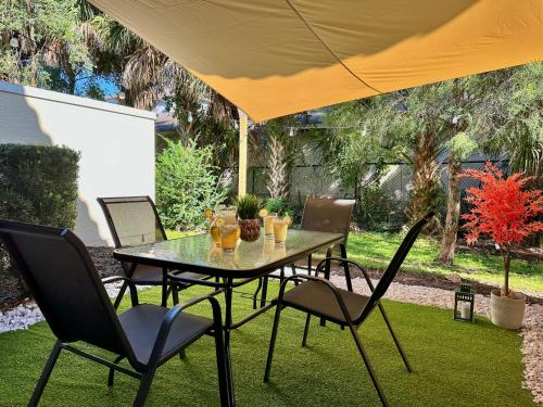 Escape the Ordinary 3 BR Townh