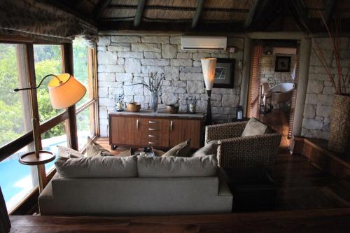 Iekārtas, Serena Mivumo River Lodge in Logeloge