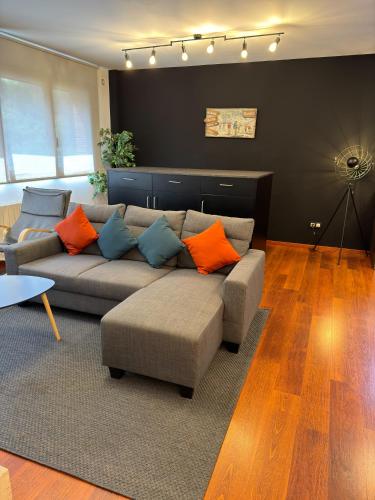 Barthe Holidays I Apartamento moderno en Arinsal 4PAX I Confort, Vistas, Parking, Pet friendly I Pic in Mas de Ribafeta