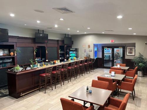 Regency Inn &Suites