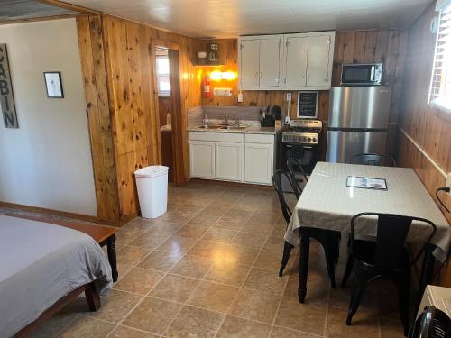 Cozy cabin #6 at Aspen Ridge Cabins in South Fork, USA