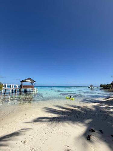 Strand, Fare 'Una'Una - Fakarava in Fakarava