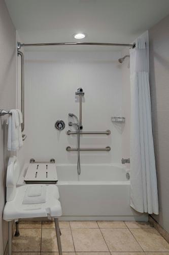 Courtyard by Marriott Springfield Downtown in Springfield, USA