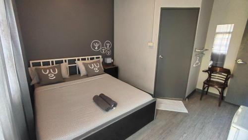Bed's Friend, Bangkok