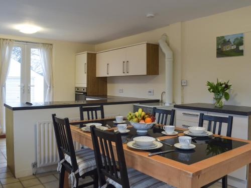 Hotellet från utsidan, Brookside Cottage in Forton