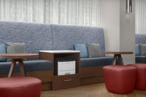 Hampton Inn Ithaca - image 12