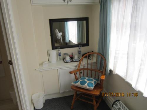 Queen Mary Inn - image 8