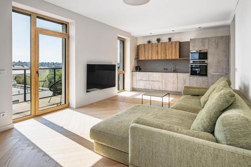 Modern city center apartment in Zirmunai eldership