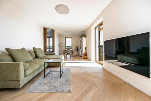 Modern city center apartment in Zirmunai eldership
