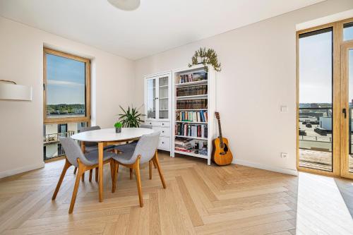 Modern city center apartment in Zirmunai eldership