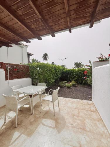Playa Del Duque Beachside - Renovated 1Br Apartment Pd1 - image 3