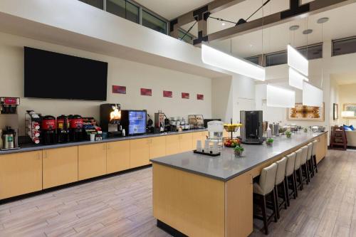 Best Western Plus Norman - image 6