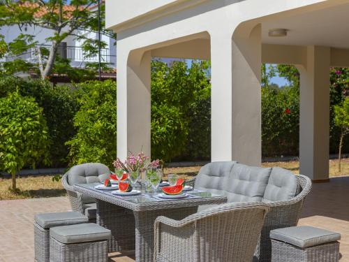 المرافق, Pervolia Nirides Seaside Mansion 7 in بيريفوليا