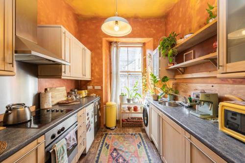 Central 1 Bed - 10 Min Walk to Edinburgh Castle, Edinburgh (fotografie 2)