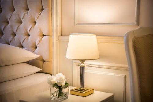 Single Room image 3