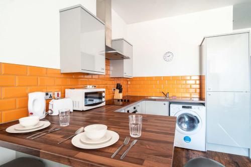 Bright & Modern 1 Bed Apartment in Blackburn Centre, Blackburn (Foto 9)
