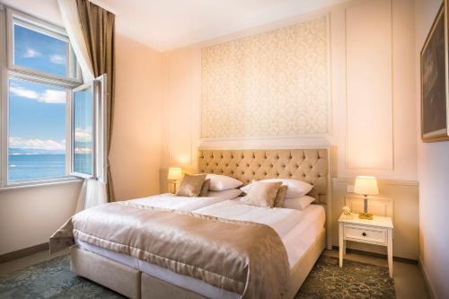 Superior Double Room with Sea View room in Hotel Bellevue - by Liburnia Hotels & Villas