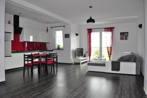Ванна кімната, Apartament Scorpion Modlin in Чоснув