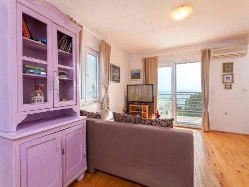 Villa in Tučepi with Pool near Seabeach, Тучепи (фото 4)