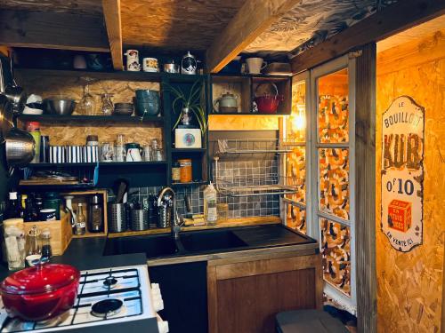 UpCycling Cabane Experience in Saint-Esteve