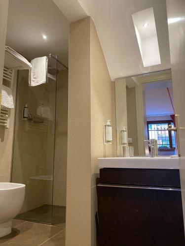 Ca' San Trovaso - 6 Rooms – Venice, GA