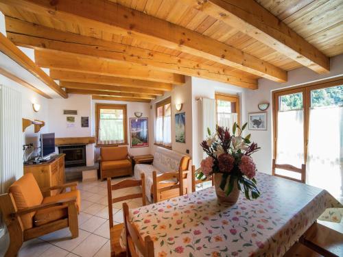  A Cozy Alpine Retreat in Antey-Saint-André