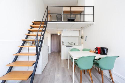 Art de Recevoir - Le Petit Duplex Cosy proche Métro D Vaise, Lyon (Foto 10)