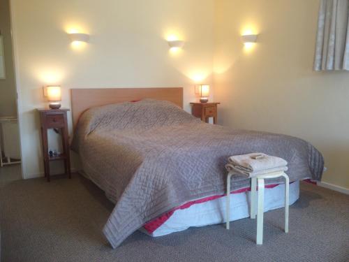 Sleep on the Steepest Street in the World! - Accommodation - Dunedin