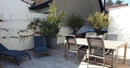 Large house terrace entrance Le Touquet in เลอตูเกต์