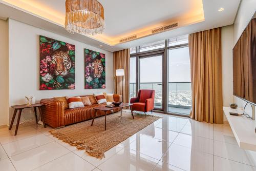 Allsopp & Allsopp - 1-Bedroom Apartment in Paramount Midtown Business Bay - image 3