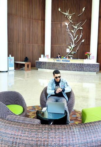 Soll Marina Hotel & Conference Center Bangka in Bangka