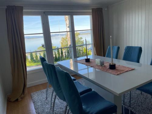 Nice Family Friendly apartment 2 bed Rooms with sea view located in Nordstrand for 5 guests with a g in Nordstrand
