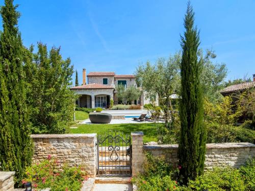 Villa in Baderna with Private Pool, Baderna (photo 5)