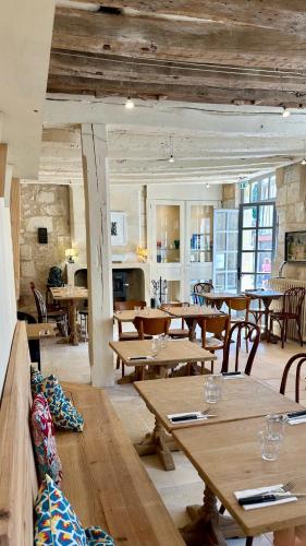 Étterem, Auberge Radieuse in Azay-le-Rideau