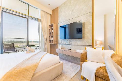 Studio Near Meydan Golf Club, 15-Minute Drive to Dubai Mall, Burj Khalifa and Downtown Attractions, Azizi Riviera 46, Al Merkadh by Deluxe Holiday Homes, Dubai (photo 7)