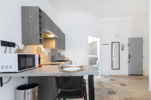 Tesis özellikleri, Le Rimbaud - Studio moderne en hypercentre - WiFi in Carpentras