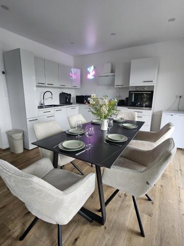 Moderne 3-Zimmer-Wohnung mit Panoramablick in บีเดนคอพฟ์