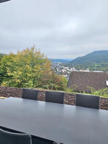 Moderne 3-Zimmer-Wohnung mit Panoramablick in บีเดนคอพฟ์