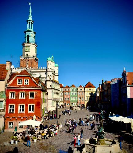 RATUSZOVA Stary Rynek Old Market PREMIUM Apartments & Restaurant AD 1954
