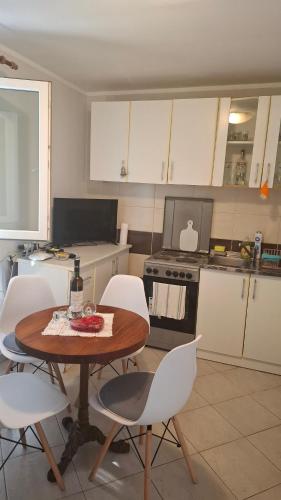 Apartment Miki in Zvinje