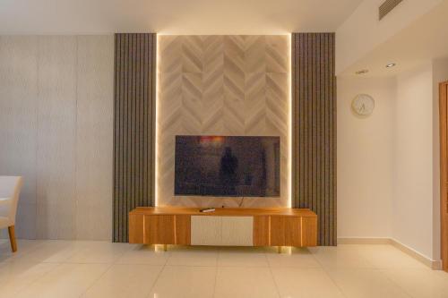 Luxury 3BR Stunning Burj Khalifa View, Dubai (photo 2)