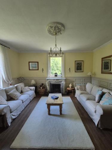 Chateau Le Vieil Etang gîte à louer Taillepied