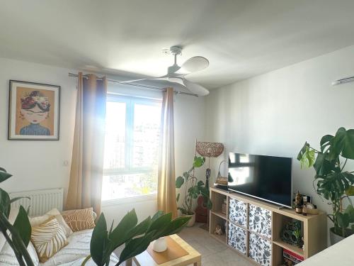 Spacious & bright apartment Joliette district, Marseille (Foto 3)