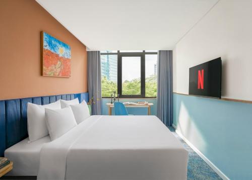 room detail thumbnail 1