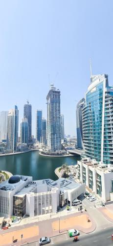 ทัศนียภาพ, Spacious Apartment Marina View near ดูไบมารีนา