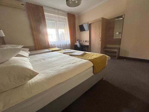 Pasja Noclegi B&B - Accommodation - Wołów