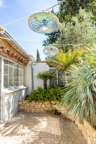 Iekārtas, Secret d'Uzès - Le Duché - Piscine chauffée et Jacuzzi (Secret d'Uzes - Le Duche - Piscine chauffee et Jacuzzi) in Aubussargues